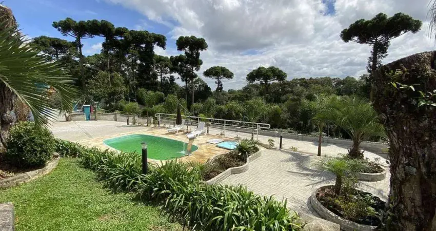 Ótima chácara com 1.890m² a 6 km do centro de São José dos Pinhais-PR.