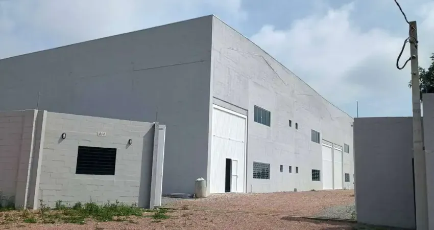 Barracão em são josé dos pinhais | 1.400m² | pronto para sua empresa