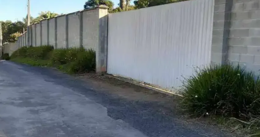 Excelente chácara em perímetro urbano com 1772m² - Bairro Barro Preto