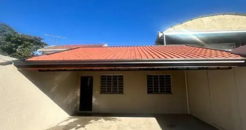 Casa semimobiliada com terreno ótima localização roça grande colombo paraná