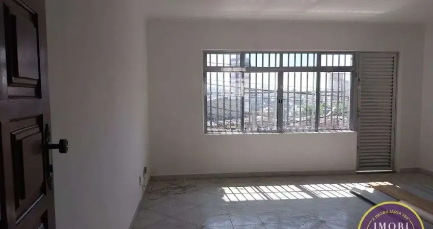 Casa com 3 Quartos e 1 banheiro para Alugar, 90 m² por R$ 2.300,00/mês.