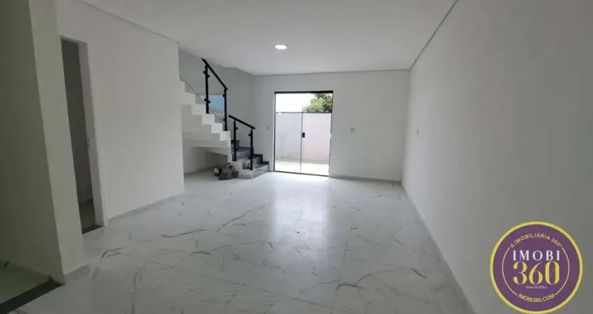 Sobrado com 2 Quartos (2 suites) e  2 banheiros à Venda, 107 m²