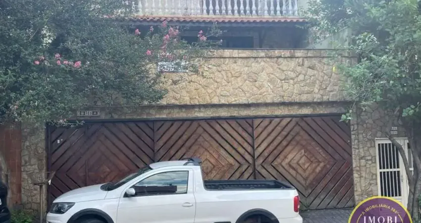 Sobrado com 03 quartos e suíte com 03 vagas no  Jardim nossa Senhora do Carmo