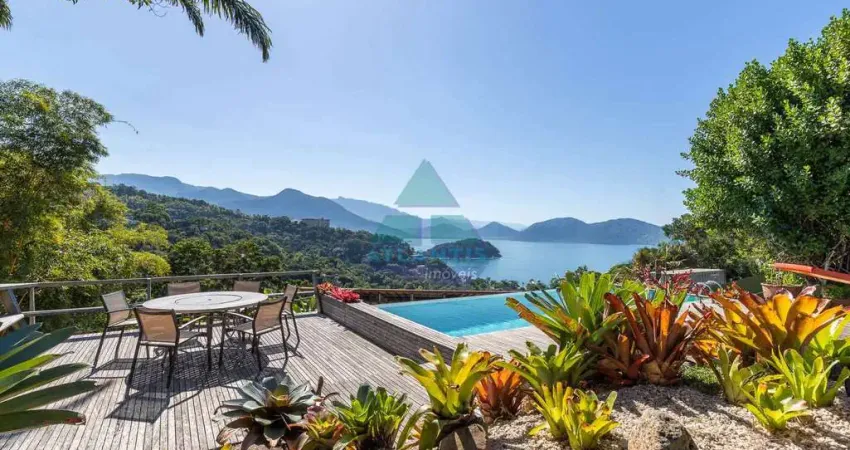 Casa com 6 dorms, Praia do Pulso, Ubatuba - R$ 4.3 mi, Cod: 1768