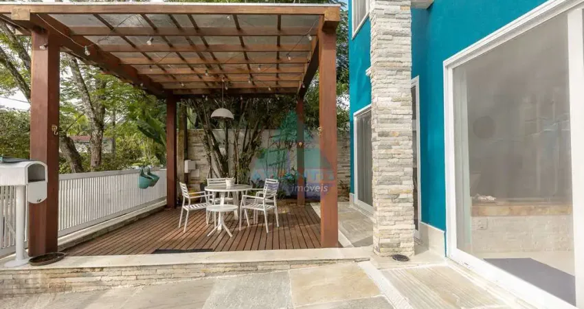 Casa com 7 quartos, Condomínio Lagoinha, Ubatuba - R$ 4.5 mi, Cod: 2653