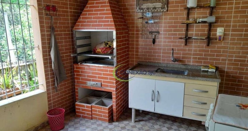 Casa com 3 quartos à venda na Rodovia Dos Tamoios, 271, Zona Rural, Paraibuna