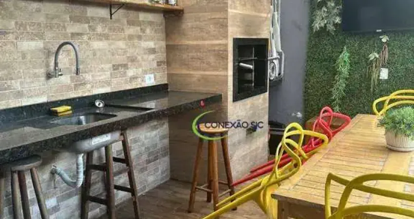 Sobrado mobiliado em condomínio de 2 dormitórios no litoral