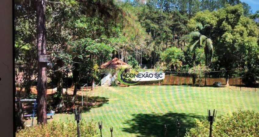 Chácara com 4 dormitórios à venda, 10000 m² por R$ 4.400.000,00 - Torrão de Ouro - São José dos Campos/SP
