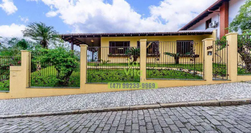Casa com 5 dormitórios à venda, 420 m² por R$ 1.500.000,00 - Vila Nova - Blumenau/SC