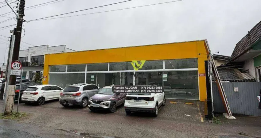 Loja com 390m2, para ALUGUEL. Apenas R$ 12.843,14 de aluguel  Na Rua Amazonas, o melhor corredor de serviços de Blumenau