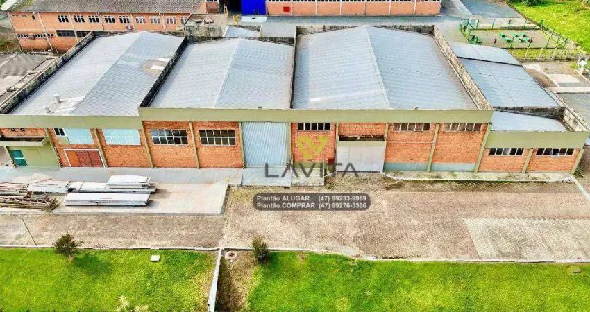 Extenso Galpão no Bairro Itoupavazinha em Blumenau com 4900 m² com fácil acesso a BR 470