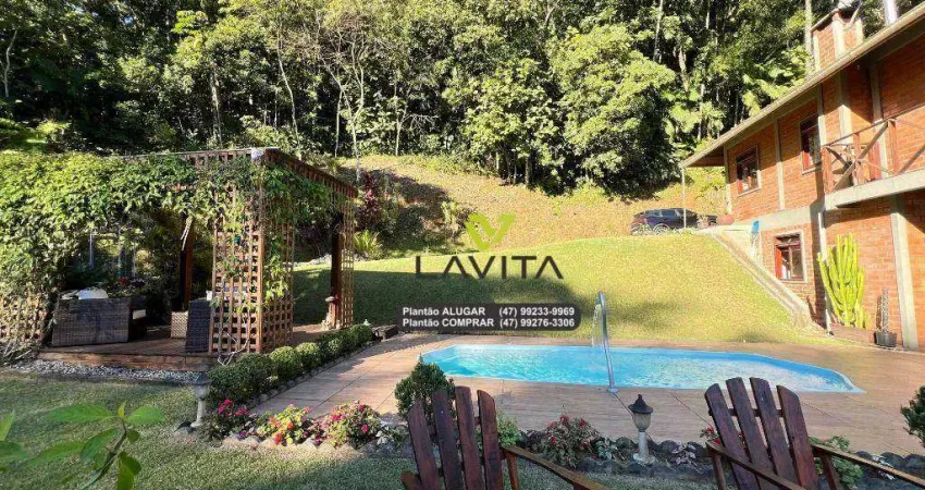 Belíssimo Sitio, linda Casa com Piscina, Terreno com 20.000m² a Venda - Vila Itoupava - Blumenau SC | La Vita Imóveis