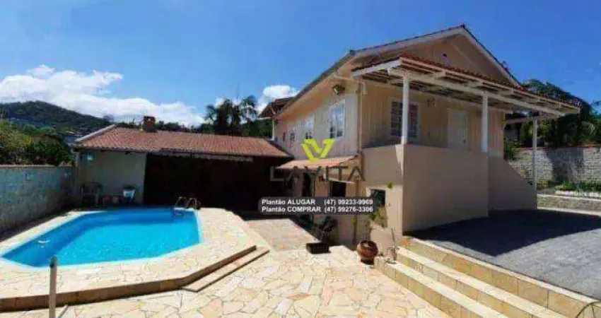 Casa com 5 quartos à venda na Rua Luiz Probst, 52, Boa Vista, Blumenau