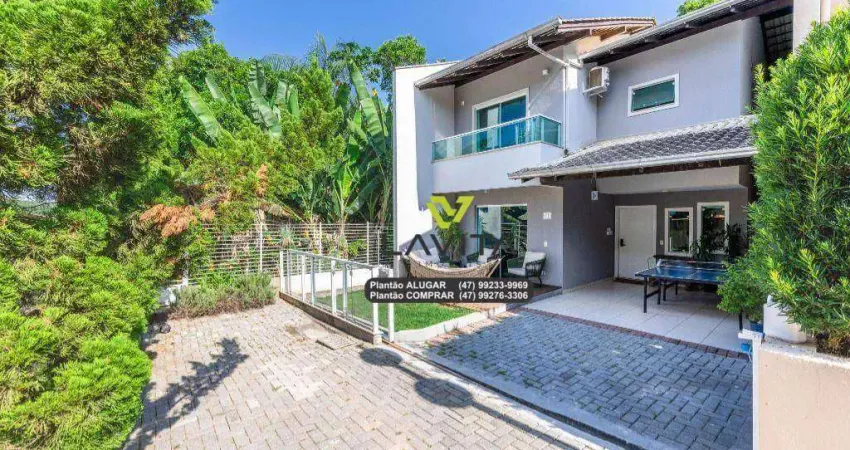 Condomínio fechado! Casa com 3 dormitórios, 180 m² - venda por R$ 1.150.000 ou aluguel por R$ 11.380/mês - Vorstadt - Blumenau/SC