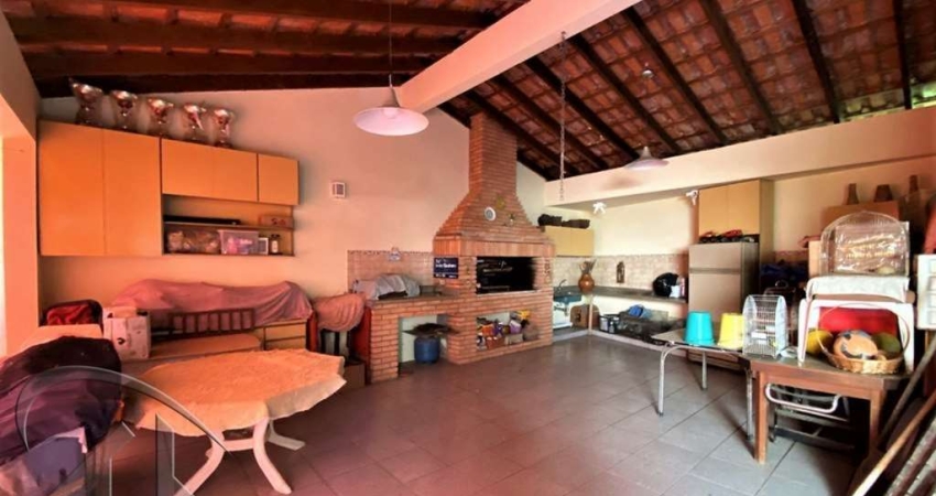 Casa em condomínio fechado com 4 quartos à venda no São Paulo II, Cotia 
