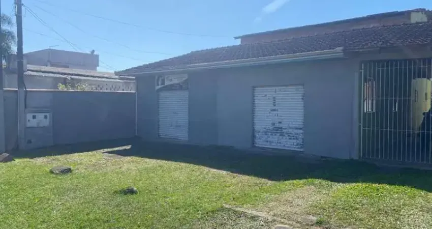 CASAS COM AMPLA SALA COMERCIAL NA RUA RODOLFO BASTOS