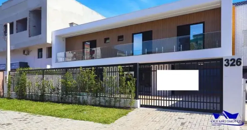 CASA CENTRAL  COM INCRÍVEL PISCINA E 4 SUÍTES, REGIÃO CENTRAL DE GUARATUBA