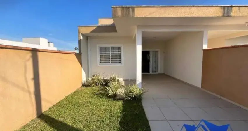 CASA COM PISCINA A 3 QUADRAS DO MAR ? PRAIA DE NEREIDAS, GUARATUBA
