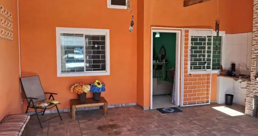 Casa com 2 quartos à venda na Avenida Vinte e Nove de Abril, 681, Balneário Eliane, Guaratuba