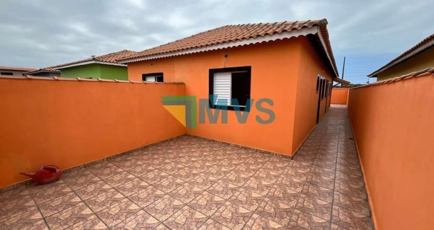 Imperdível oportunidade: Casa à venda em Itanhaém-SP, bairro Balneário Tupy, 2 quartos, 1 suíte, 2 salas, 2 banheiros, 2 vagas, 74m².