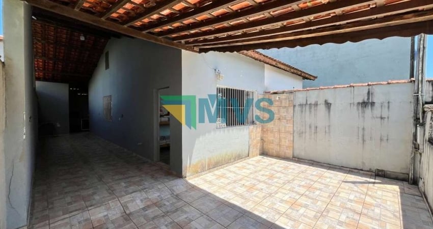 Imperdível oportunidade de casa à venda ou locação em Itanhaém-SP, Jardim Grandesp: 1 quarto, 1 sala, 1 banheiro, 4 vagas, 70m²!