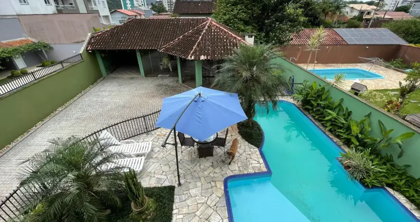 Sobrado no santo antônio com 03 dormitorios (sendo 01 suite)