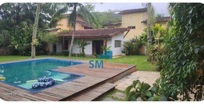 Casa com 6 dormitórios à venda, 480 m² por R$ 3.590.000,00 - Santiago - São Sebastião/SP