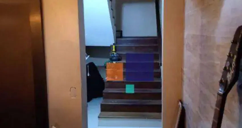 Sobrado com 4 dormitórios à venda, 430 m² por R$ 2.120.000,00 - Vila Palmares - Santo André/SP