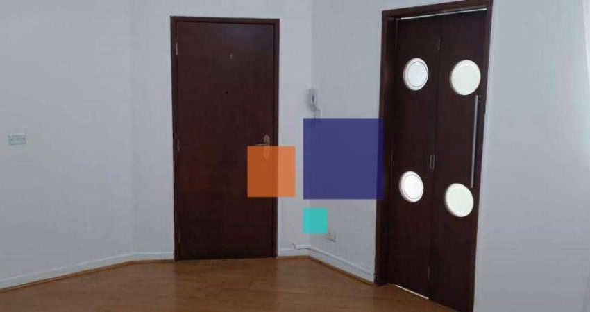 Apartamento 81m² 01 dormitório, 01 banheiro e quintal s/garagem - Vende-se na Saúde