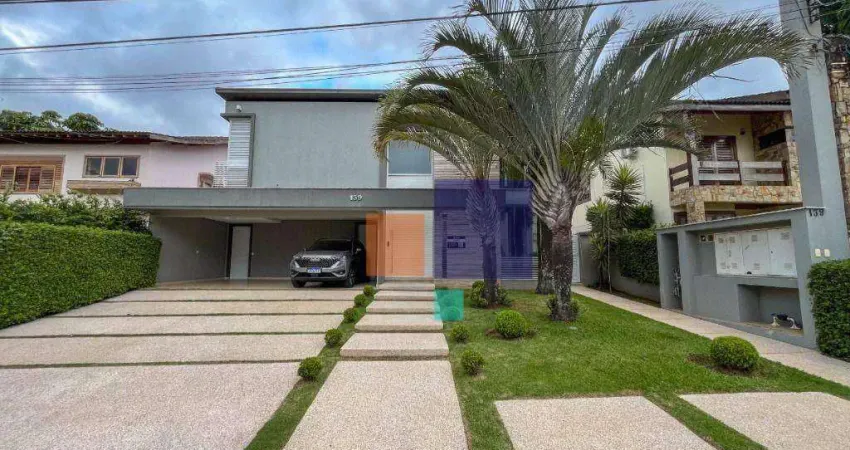 Casa Alto Padrão em Condôminio 491m² com 6 suítes, 6 vagas, lareira e piscina - Vende-se em Alphavile - Barueri