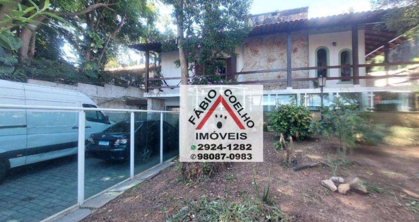 Casa com 3 dormitórios 4 vagas à venda, 450 m² por R$ 1.800.000 - Pedreira - São Paulo/SP