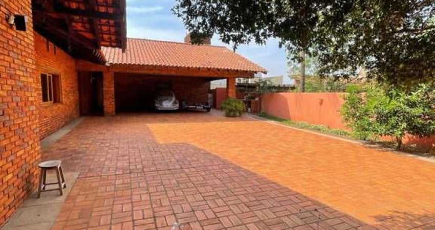 Casa com 5 quartos à venda na Vila Central, Assis 