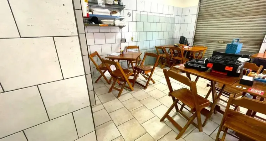Ponto comercial a venda  com 4 casas no mesmo terreno   Centro   Assis SP