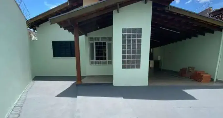 Casa com 3 quartos à venda na Vila Central, Assis