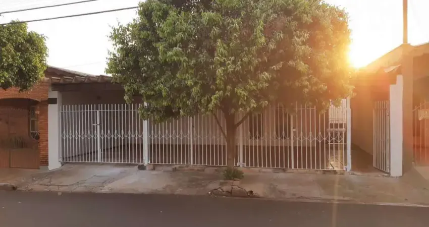 Casa com 4 quartos à venda na Vila Clementina, Assis