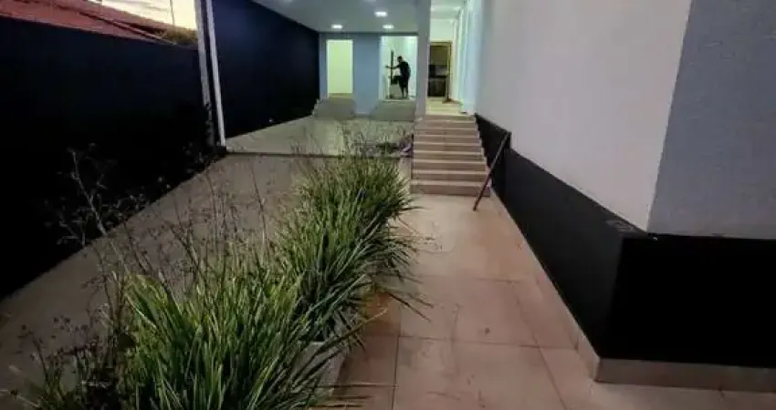 Casa com 3 quartos à venda no Centro, Assis