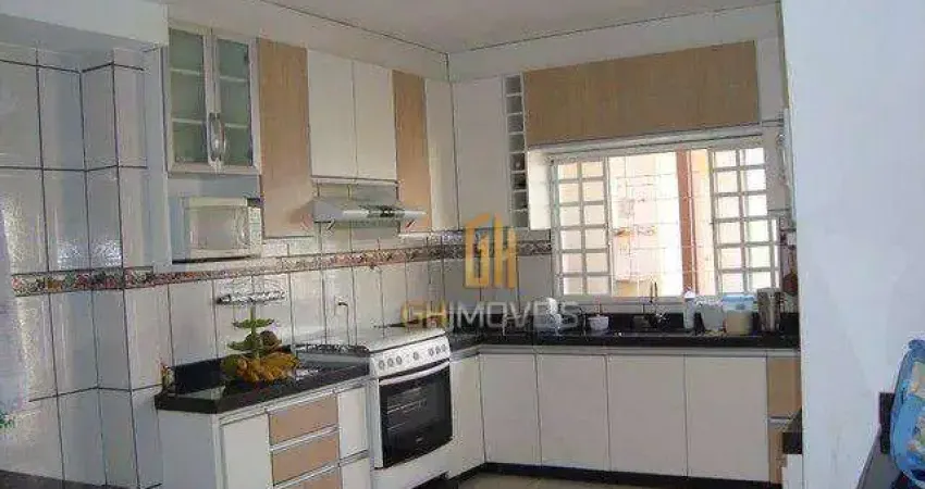 Sobrado à venda, 198 m² por R$ 680.000,00 - Jardim Presidente - Goiânia/GO