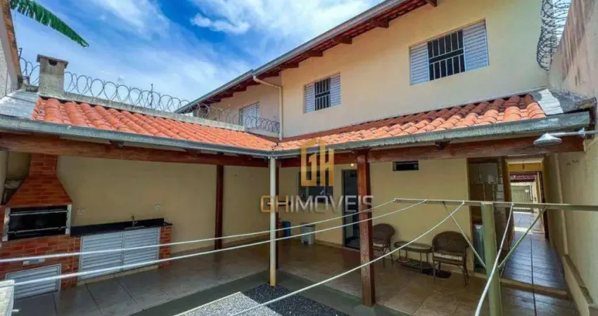 Sobrado com 4 dormitórios à venda, 220 m² por R$ 770.000,00 - Jardim Atlântico - Goiânia/GO