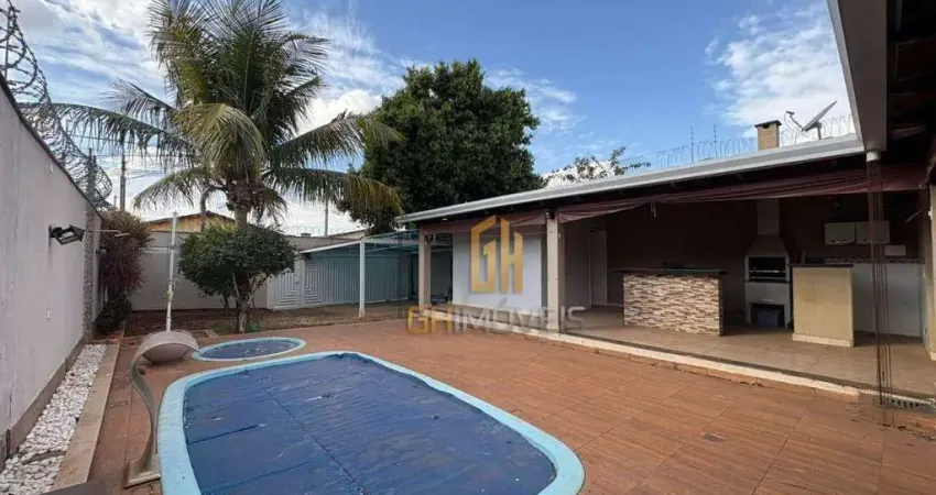 Casa com 4 dormitórios à venda, 130 m² por R$ 600.000,00 - Vila Luciana - Goiânia/GO