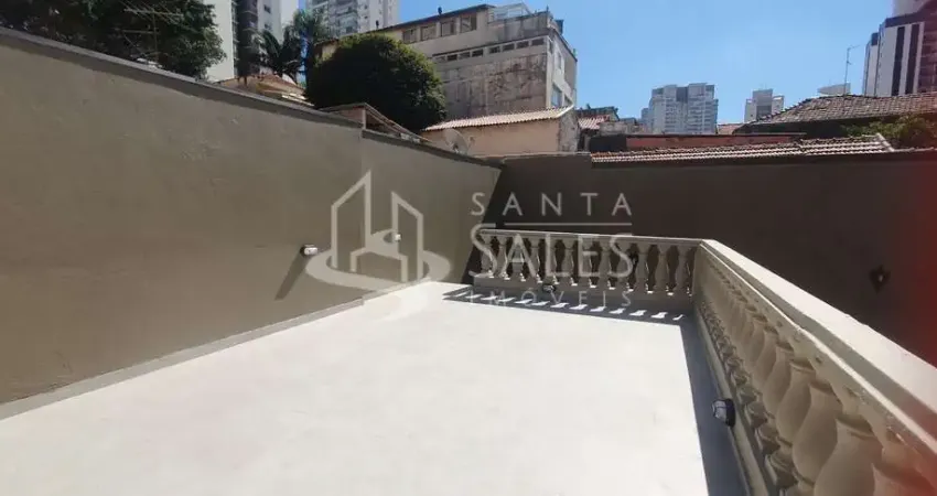 Casa para locação em São Paulo-SP, Bosque da Saúde: 2 quartos, 1 suíte, sala, 3 banheiros, 1 vaga, 130m² de área. Venha conferir!