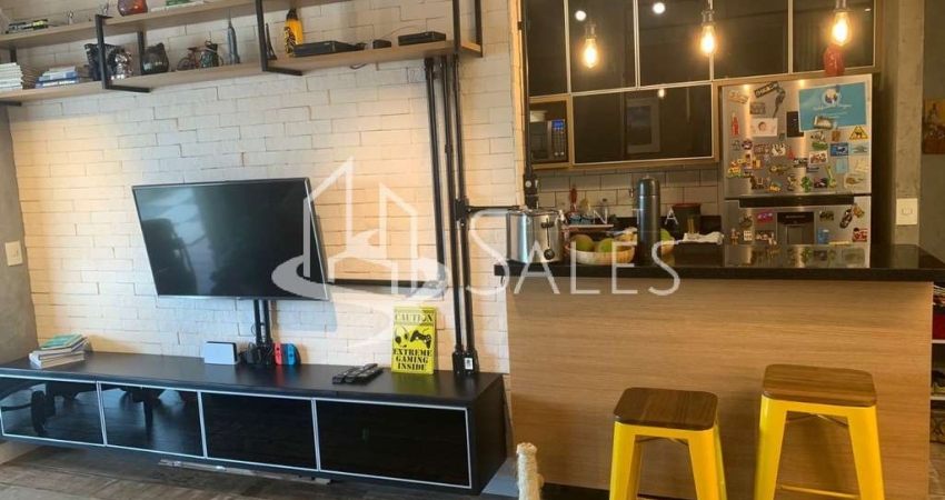 Apartamento à venda na Lapa, São Paulo-SP: 3 quartos, 1 suíte, 2 banheiros, 2 vagas de garagem, 92m² de área.