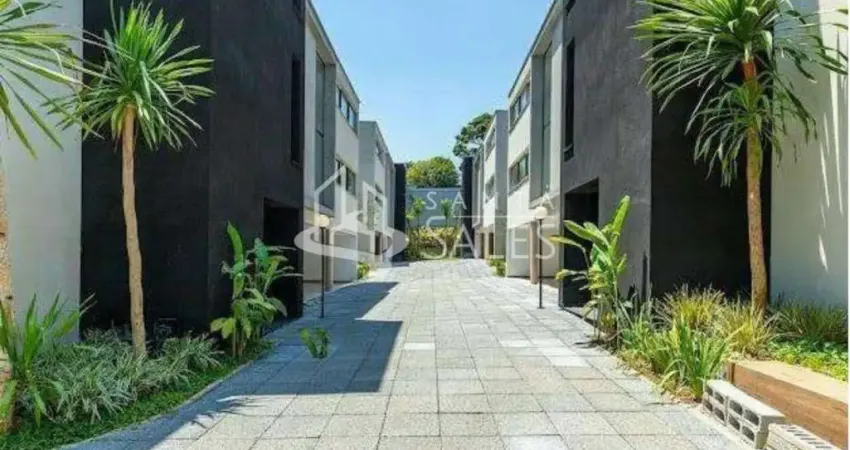Imóvel de luxo no Alto da Boa Vista: Casa em condomínio com 4 quartos, 4 suítes e 686m² em São Paulo-SP.