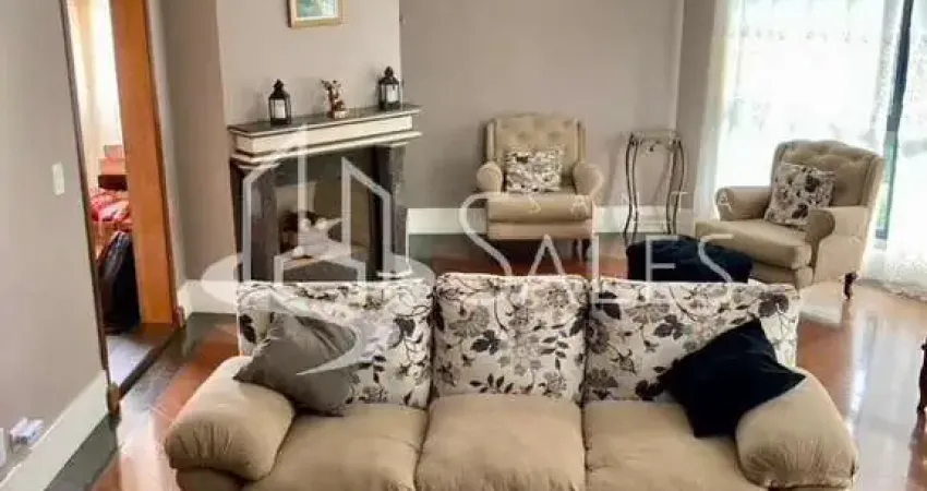 Viva com conforto e elegância em um apartamento de luxo na Vila Monumento, São Paulo-SP: 4 quartos, 2 suítes, 5 banheiros, 4 vagas de garagem, 200m².
