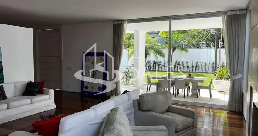 Luxuosa mansão de 6 quartos no jardim américa, são paulo-sp: 6 suítes, 2 salas, 6 banheiros, 3 vagas, 1.200m².