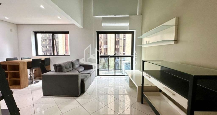 Imperdível! Apartamento à venda em Moema, São Paulo-SP: 2 quartos, 1 sala ampla, 2 banheiros, 2 vagas de garagem, 65m² de área.