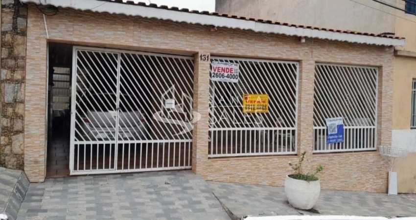 Casa à Venda em Vila Formosa, São Paulo-SP: 4 Quartos, 2 Salas, 3 Banheiros. Agende sua Visita!