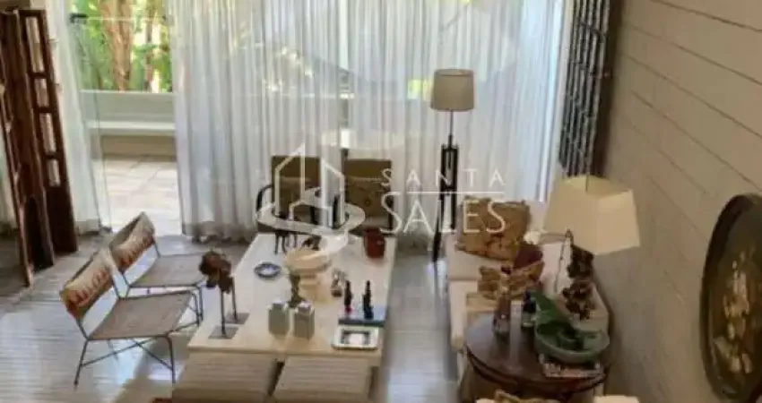Imperdível oportunidade: Casa à venda em São Paulo-SP, Campo Belo, 3 quartos, 3 suítes, 1 sala, 5 banheiros, 3 vagas, 340m².