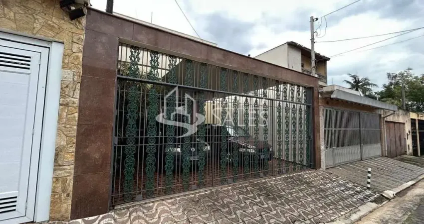 Imperdível Residência de Luxo no Bosque da Saúde, São Paulo-SP: 4 quartos, 3 suítes, 2 salas, 4 banheiros, 3 vagas, 218m².
