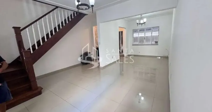 Imperdível oportunidade! Casa à venda em São Paulo-SP, no Ipiranga, com 3 quartos, 1 suíte, 2 salas, 2 banheiros, 2 vagas e 175 m².