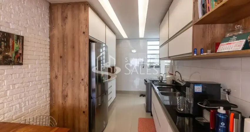 Imperdível apartamento à venda em São Paulo-SP, Itaim Bibi: 3 quartos, 1 suíte, 1 sala, 2 banheiros, 1 vaga de garagem.
